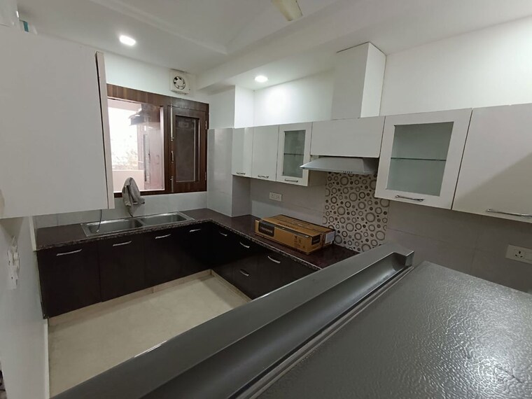 Kitchen, sector 57 3 Bedroom 2500 Sq.Ft. Builder Floor In Sector 57 Gurgaon 10775214