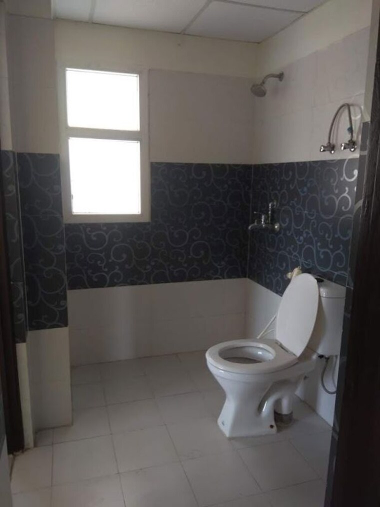 Bathroom, sector 4 greater noida 2 Bedroom 1100 Sq.Ft. Apartment In Sector 4 Greater Noida Greater Noida 10775174