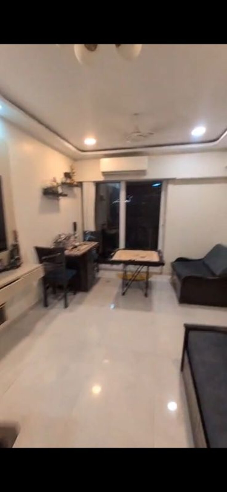 Living Room, bandra east 2 Bedroom 750 Sq.Ft. Apartment In Bandra East Mumbai 10775258