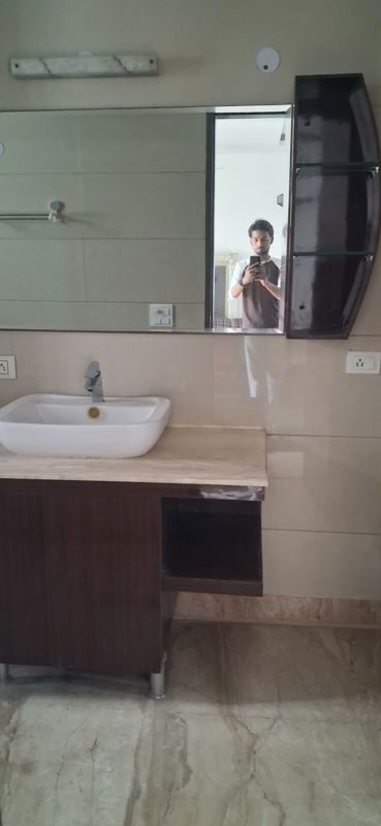 Bathroom, sector 48 3 Bedroom 2300 Sq.Ft. Builder Floor In Sector 48 Gurgaon 10775259