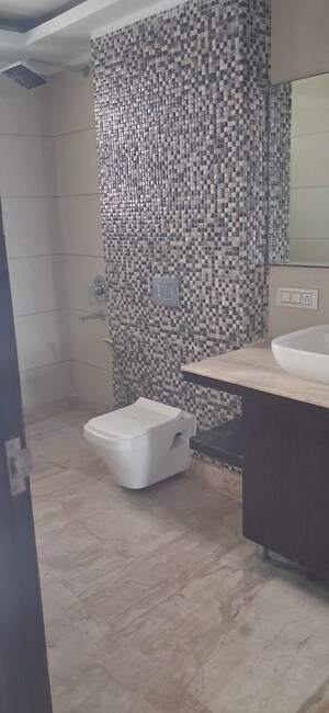 Bathroom in 3 BHK Builder Floor at Sector 48 – for Rent