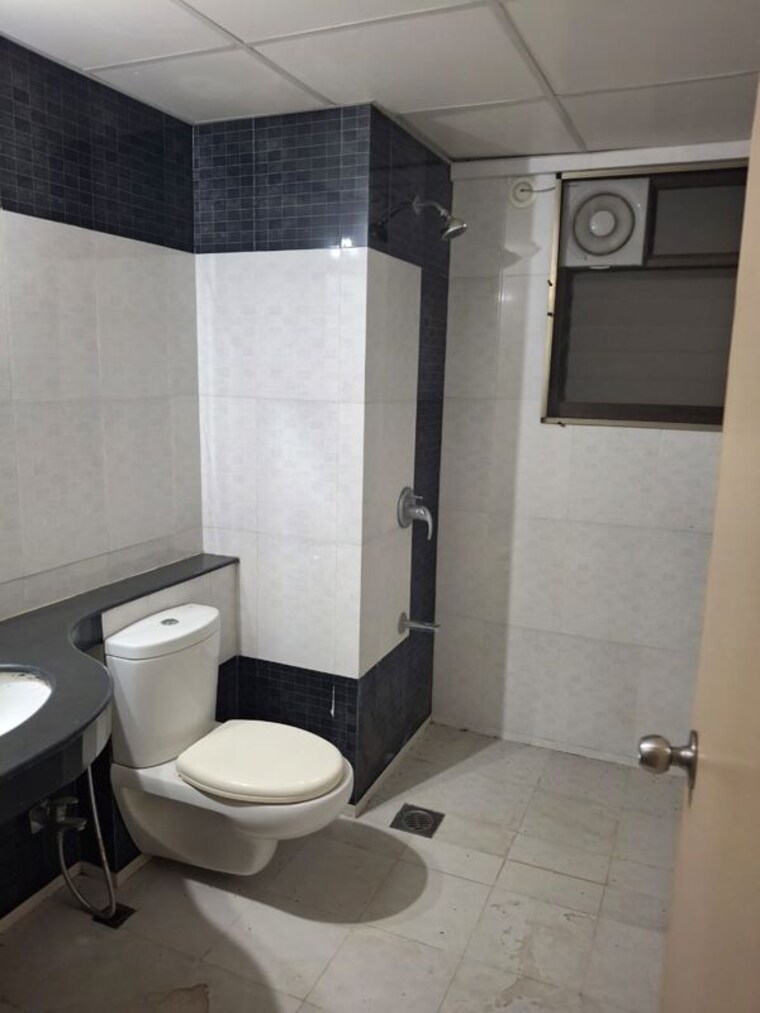 Bathroom, paranjape-blue-ridge 2 Bedroom 1027 Sq.Ft. Apartment In Hinjewadi Pune 10775276