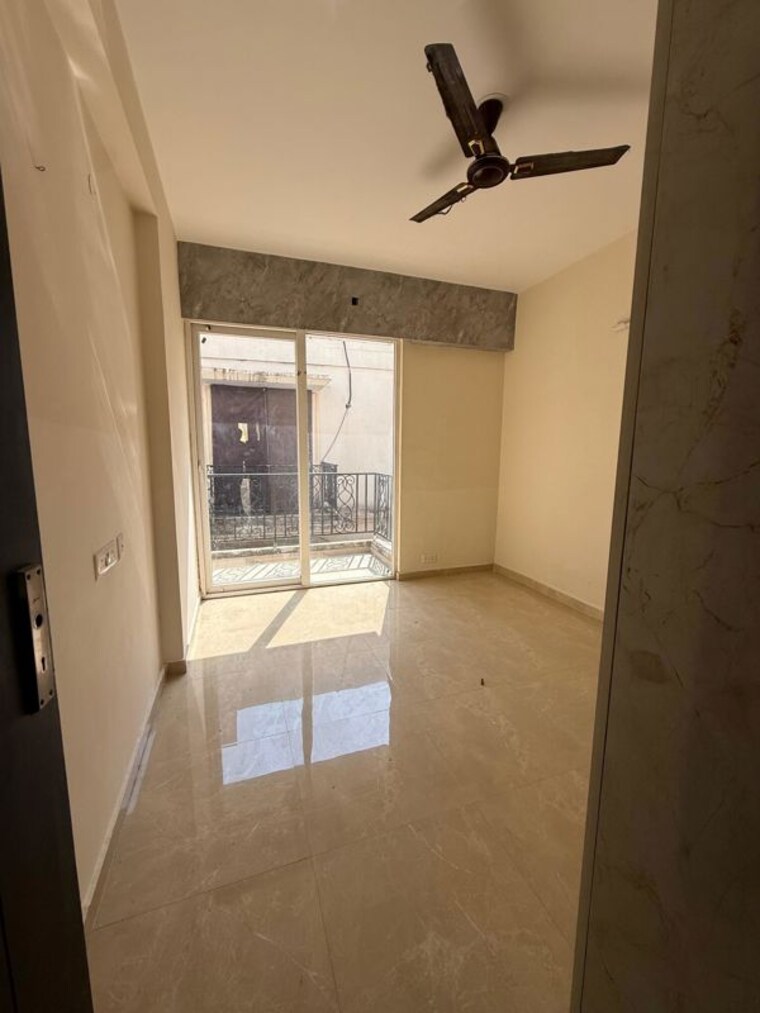 Room, signature-global-park-4-and-5 2.5 Bedroom 1120 Sq.Ft. Builder Floor In Sohna Sector 36 Gurgaon 10775284