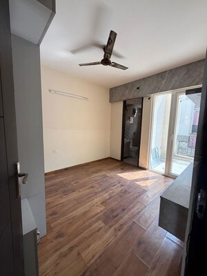 Bedroom in 2.5 BHK Builder Floor at Signature Global Park 4 and 5, Sohna Sector 36 – for Rent