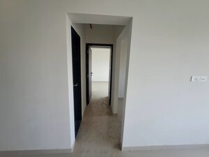 Room in 3 BHK Apartment at Roswalt Ray, Dahisar East – for Rent