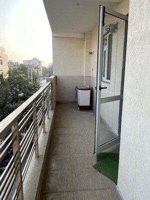 Balcony in 3 BHK Builder Floor at Sector 52 – for Rent