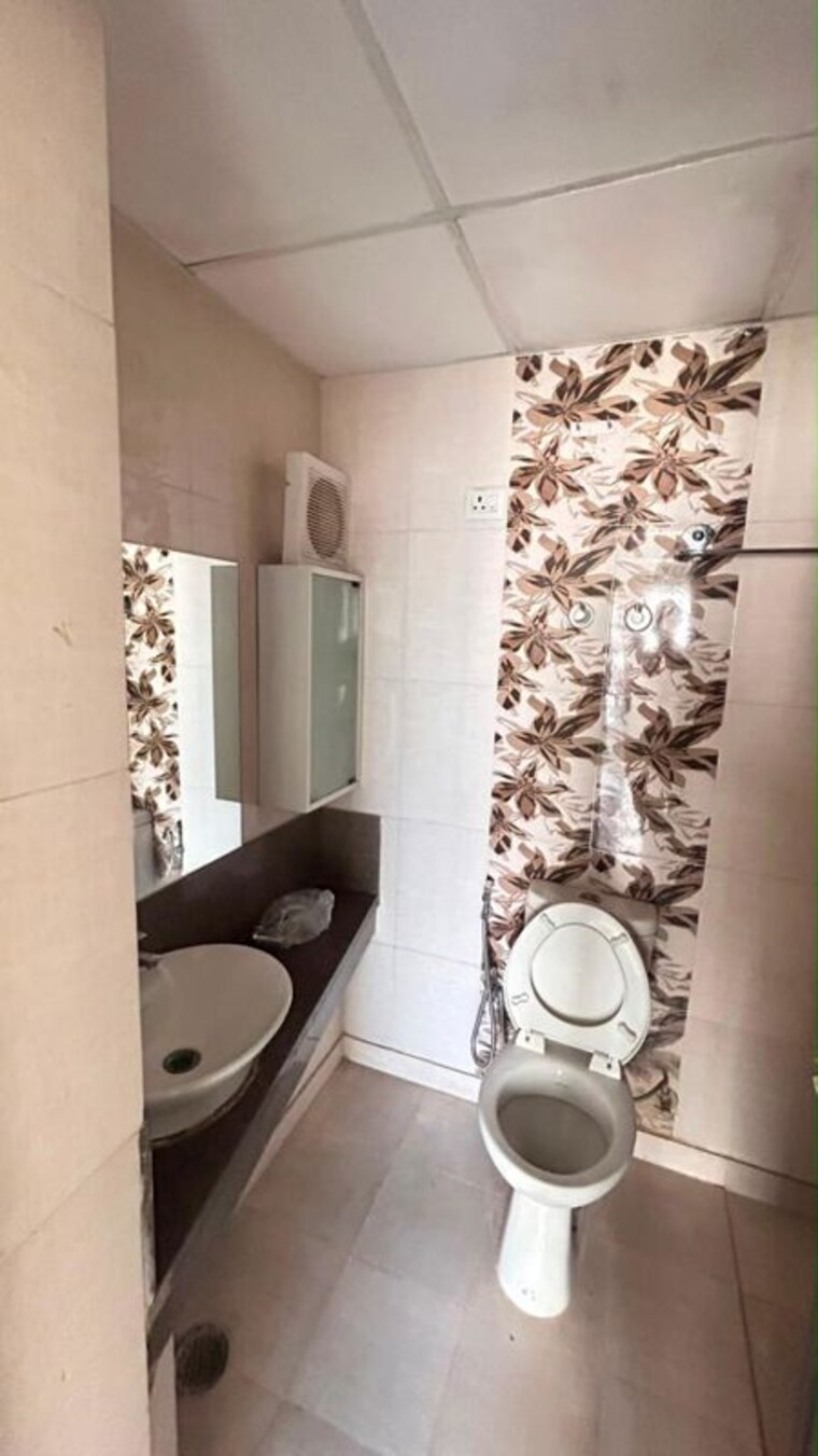 Bathroom, aba-cherry-county 2 Bedroom 891 Sq.Ft. Apartment In Tech Zone 4 Greater Noida Greater Noida 10775306