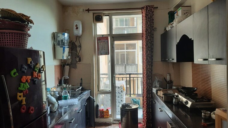 Kitchen, vibhuti khand 3 Bedroom 1875 Sq.Ft. Apartment In Vibhuti Khand Lucknow 10775333