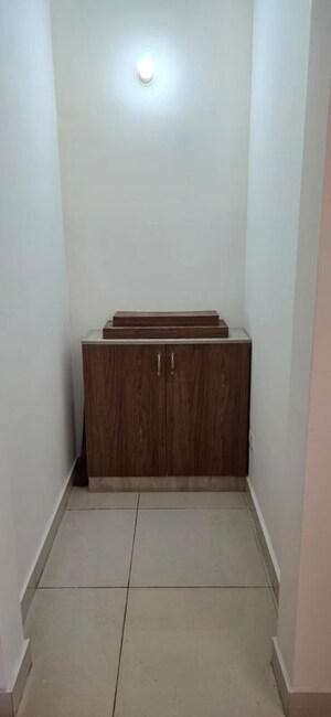 Furnished Amenities in 3 BHK Apartment at SBR Keerthi, Old Madras Road – for Rent