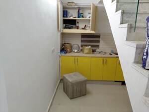 Team Area in 3 BHK Builder Floor at Sector 52 – for Rent