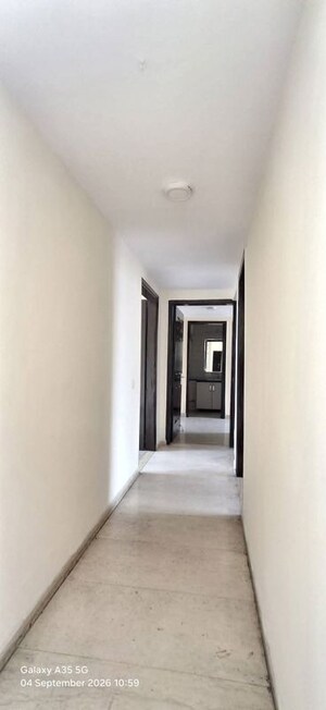 Building Lobby in 3 BHK Apartment at Unitech Escape, Sector 50 – for Rent