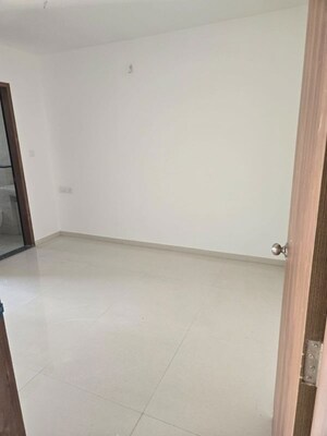 Room in 3 BHK Apartment at VTP Solitaire, Baner – for Rent