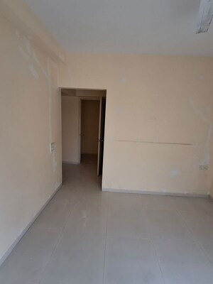 Bedroom in 2 BHK Apartment at Chembur – for Rent