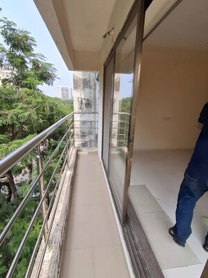 Balcony in 2 BHK Apartment at Chembur – for Rent
