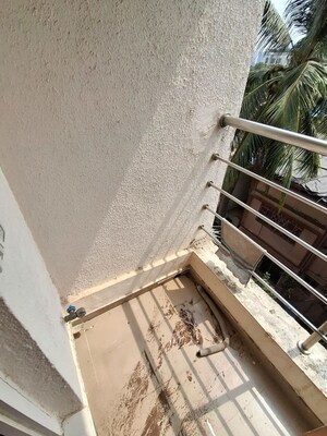 Balcony in 2 BHK Apartment at Chembur – for Rent