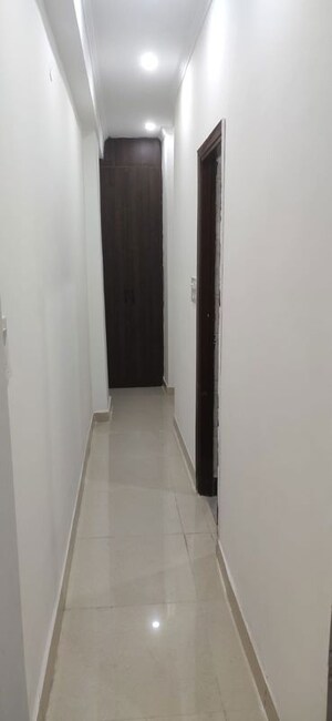 Common Area in 1 BHK Builder Floor at Saket – for Rent