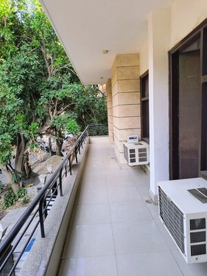 Balcony in 2 BHK Builder Floor at Sector 43 – for Rent