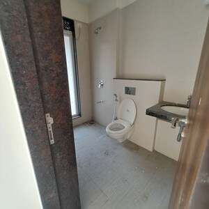 Furnished Amenities in 3 BHK Apartment at Sheth Vasant Lawns, Laxmi Nagar – for Rent
