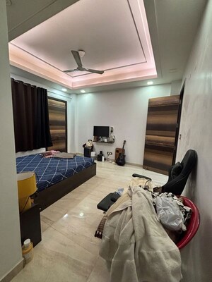 Bedroom in 2 BHK Builder Floor at Sector 57 – for Rent