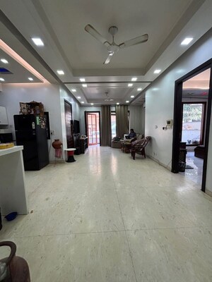 Hall in 2 BHK Builder Floor at Sector 57 – for Rent