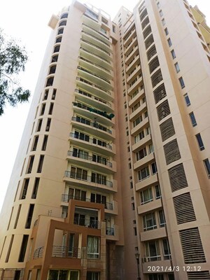 3 BHK Apartment – Exterior View View at Unitech Escape, Sector 50 - for Rent