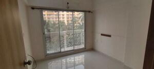 Room in 1 BHK Apartment at Bhoomi Samarth, Goregaon East – for Rent