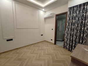 Bedroom in 3 BHK Apartment at Raj One Good Earth, Sector 71 – for Rent