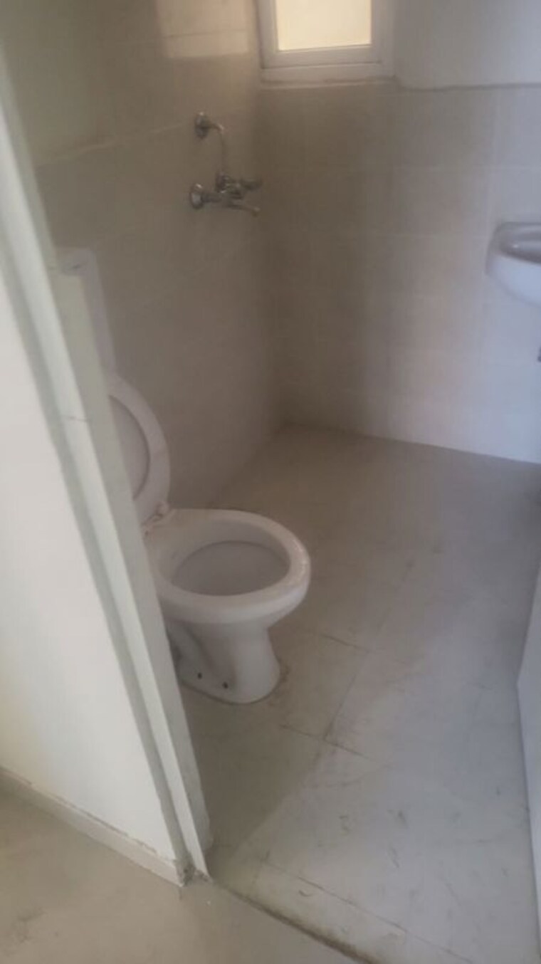 Bathroom, conscient-habitat-102 3 Bedroom 745 Sq.Ft. Apartment In Sector 102 Gurgaon 10775492
