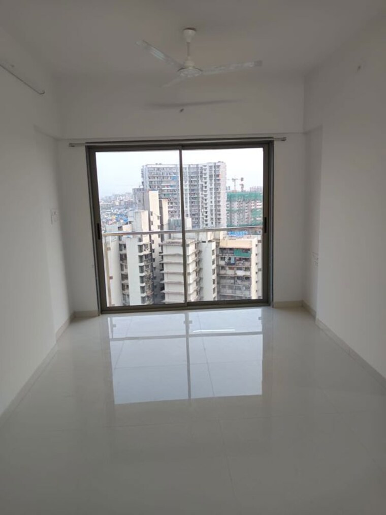 Room, je-and-vee-om-trimurti 1 Bedroom 395 Sq.Ft. Apartment In Malad East Mumbai 10775502