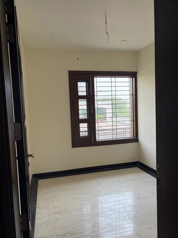 Room, aerocity 5 Bedroom 6000 Sq.Ft. Independent House In Aerocity Mohali 10775505