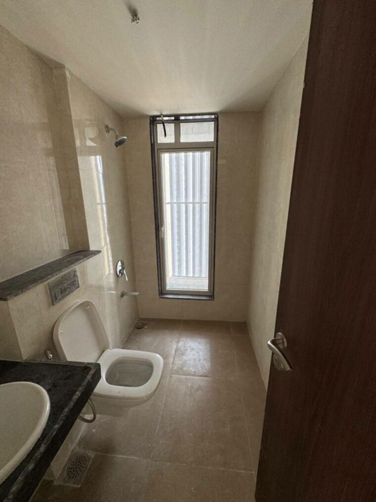 Bathroom, sheth-montana 2 Bedroom 710 Sq.Ft. Apartment In Mulund West Mumbai 10775509