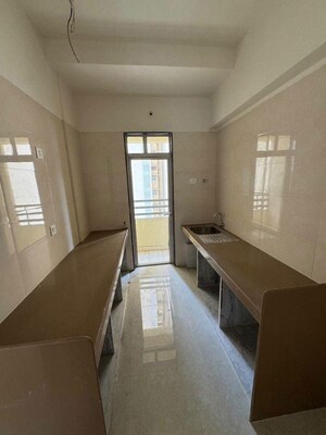 Building Lobby in 2 BHK Apartment at Sheth Montana, Mulund West – for Sale