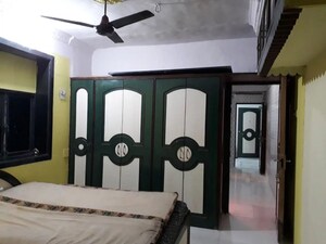 Bedroom in 1 BHK Apartment at Juhu – for Rent