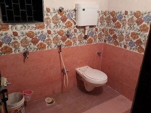 Bathroom in 1 BHK Apartment at Juhu – for Rent