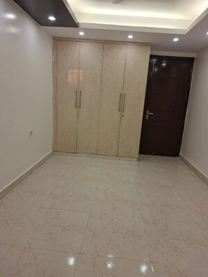 Room in 2 BHK Builder Floor at Lajpat Nagar 4 – for Sale