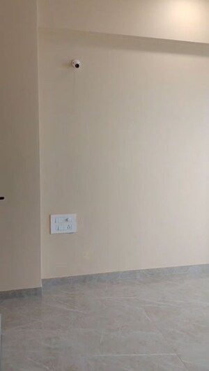 Bedroom in 2 BHK Apartment at Chembur – for Rent