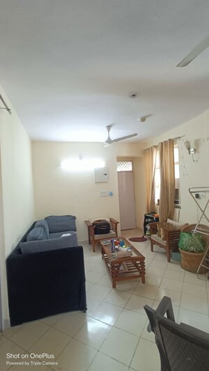 Team Area in 1 BHK Apartment at Maple Heights, Sector 43 – for Rent