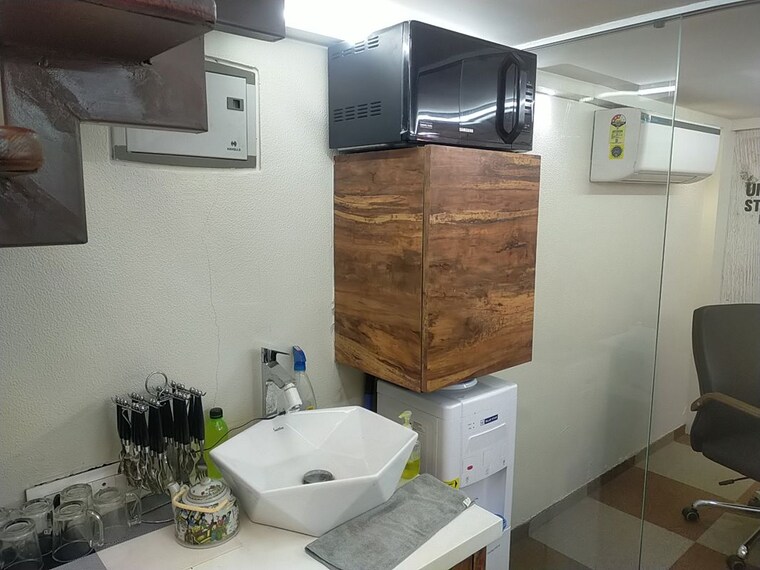 Team Area, lodha-paradise Commercial Co Working Space 600 Sq.Ft. In Majiwada Thane 10775539