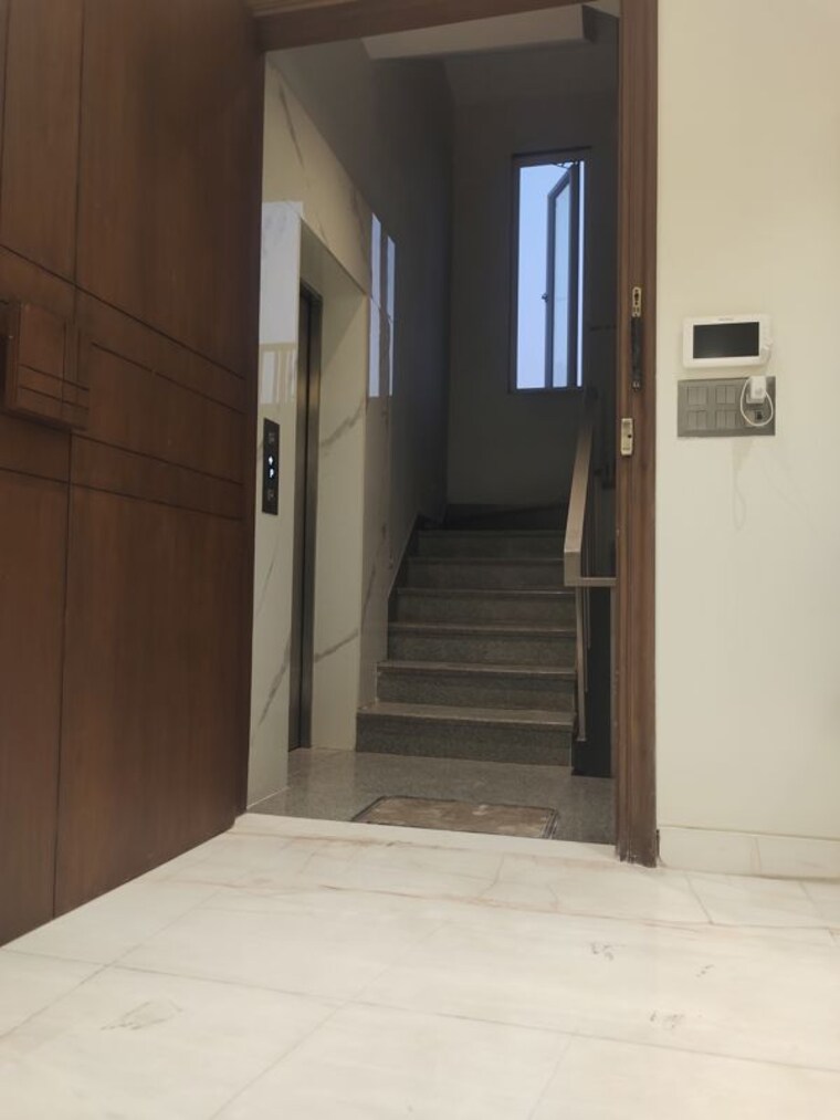 Kitchen, east of kailash 3 Bedroom 2000 Sq.Ft. Builder Floor In East Of Kailash Delhi 10775569