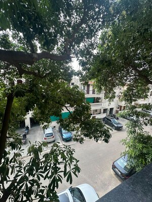 2 BHK Apartment – Exterior View View at DLF Exclusive Floors, Sector 53 - for Rent