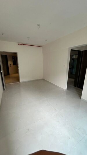 2 BHK Apartment For Rent in The Wadhwa Anmol Fortune, Goregaon West