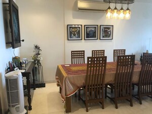 Dining area in 3 BHK Apartment at Oberoi Realty Sky Heights, Andheri West – for Sale