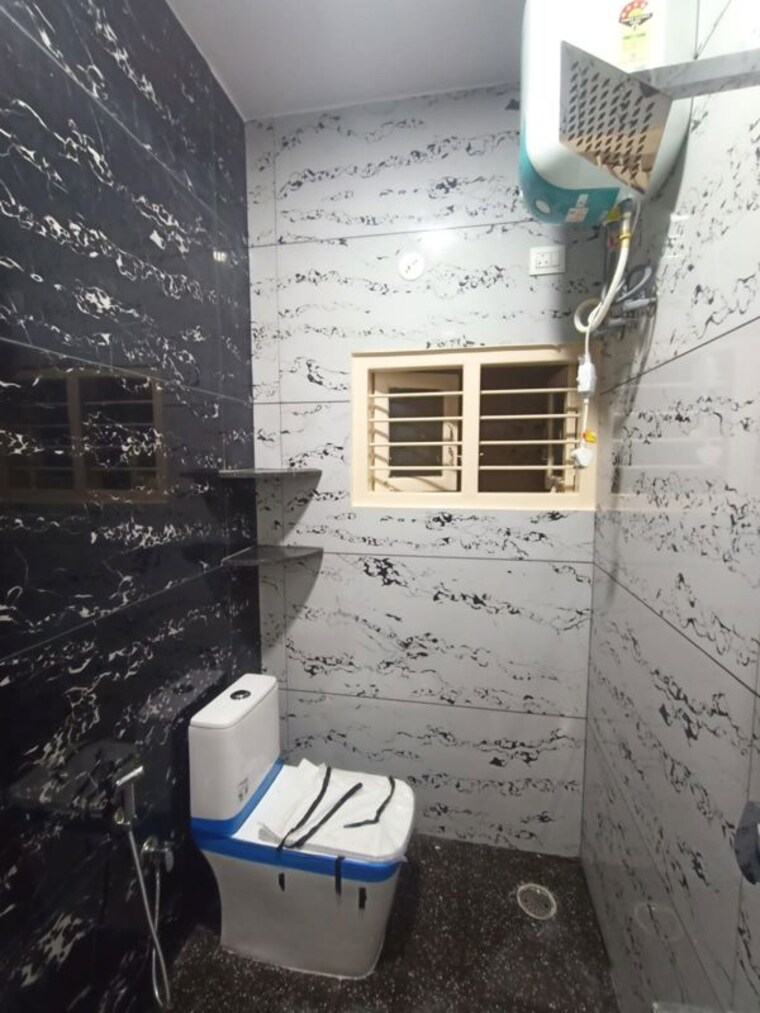 Attached Bathroom, hebbal 6 Bedroom 1200 Sq.Ft. Independent House In Hebbal Bangalore 10775639