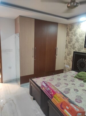 Bedroom in 4 BHK Builder Floor at Sector 56 – for Rent