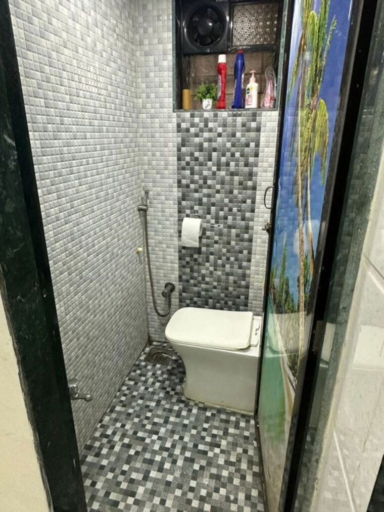 Bathroom, mankhurd 1 Bedroom 305 Sq.Ft. Apartment In Mankhurd Mumbai 10775694