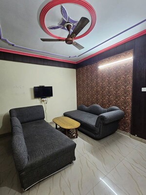 Living Room in 2 BHK Apartment at Sarai Nandan – for Rent