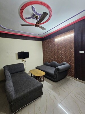 Living Room in 2 BHK Apartment at Sarai Nandan – for Rent
