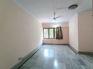 Room in 3 BHK Apartment at Damji Shamji Mahavir Milestone, Vasant Vihar – for Rent
