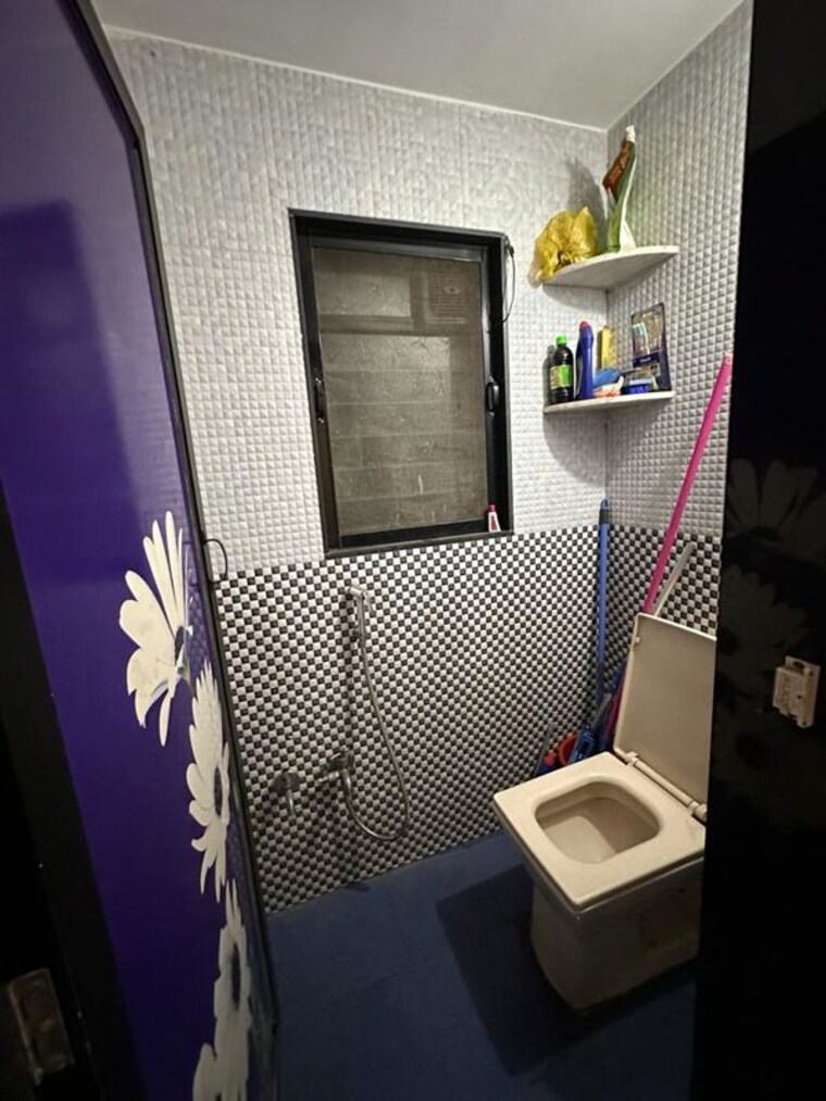 Bathroom, sai-vihar-chs-kalwa 2 Bedroom 750 Sq.Ft. Apartment In Kalwa Thane 10775772