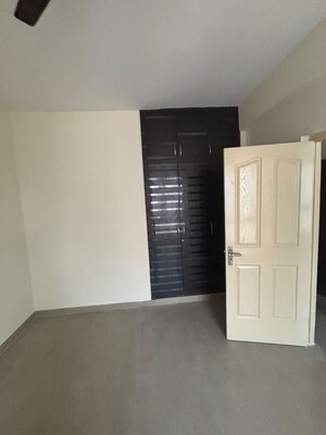 1 BHK Apartment For Rent in Signature Global Synera, Sector 81